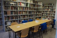 Bibliothek_2.JPG